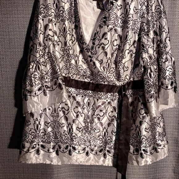 Lane Bryant Sheer Embroidered Wrap Blouse – Black & White Baroque Print - Picture 1 of 5
